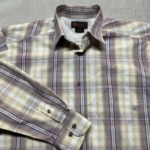Ariat‎ Button Down Long Sleeve Mens M Mauve Yellow Plaid Western Workwear Vented